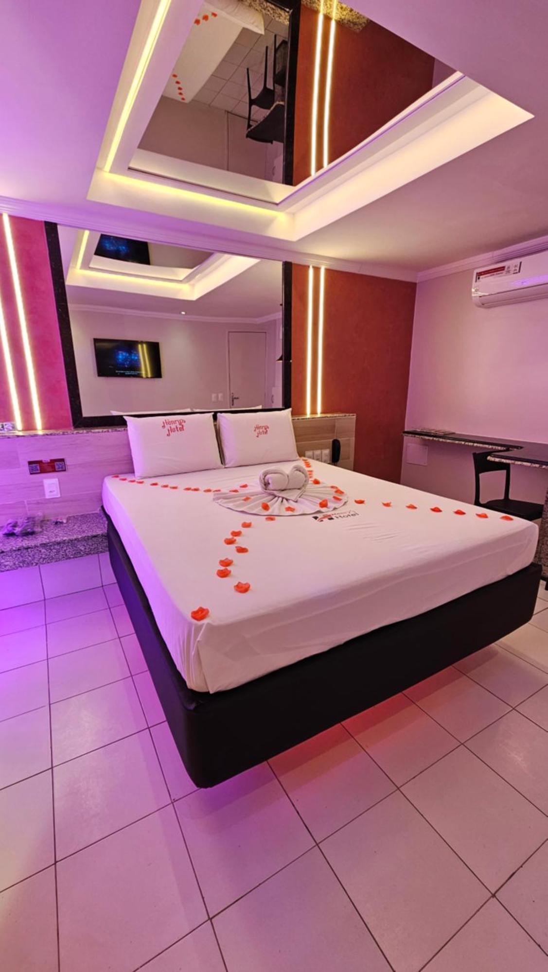 Henry'S Motel อาร์โกแวร์จิ ภายนอก รูปภาพ